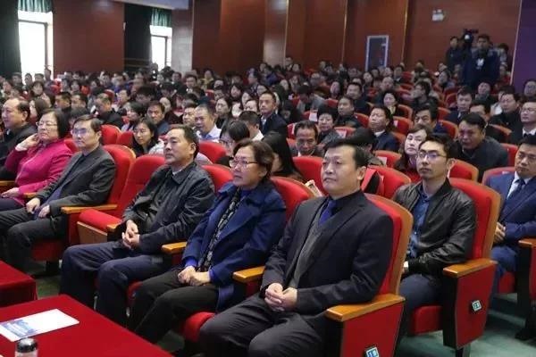 /upload/article/2018/11/27/8a4c284a-534b-4e6b-a383-d06e8b901ba2.jpg